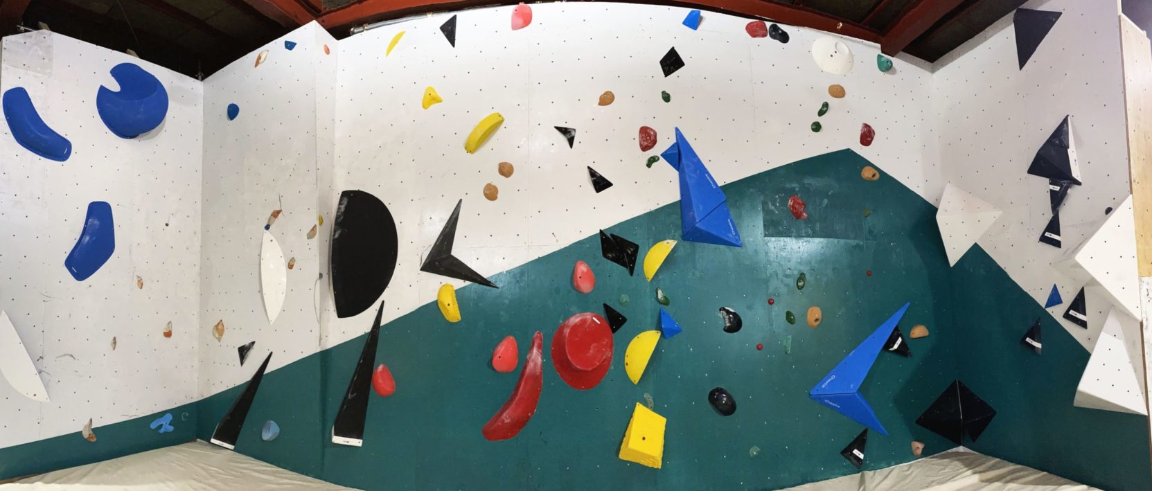 Bouldering Gym Zone 那須塩原市のボルダリングジム 栃木県北 福島県南最大級 ３dウォール 巨大スラブ壁でお待ちしております